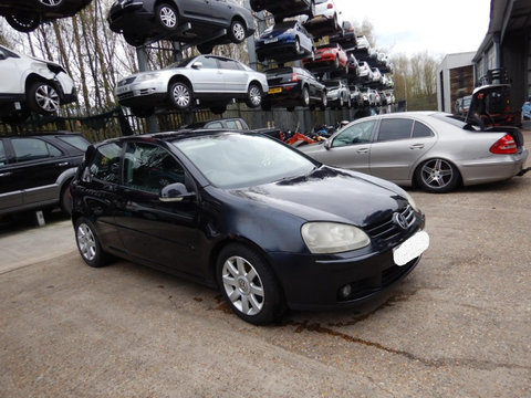 Planetara dreapta Volkswagen Golf 5 2004 Hatchback 2.0 TDI