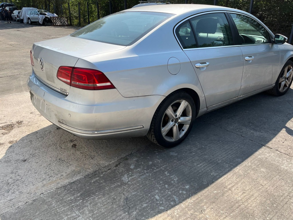 Planetara dreapta Volkswagen Passat B7 2