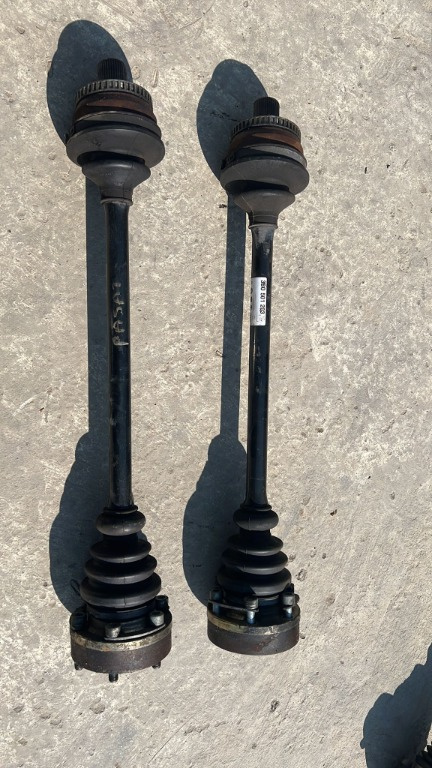 Planetara spate VW Passat 3BG 4,0L W8 3B0501203