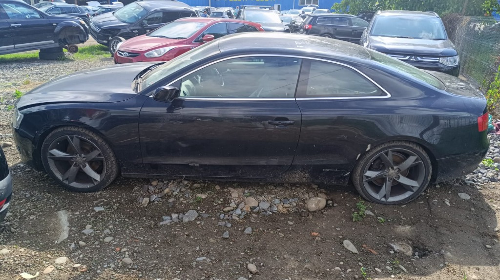 Planetara stanga Audi A5 2009 coupe 1.8 