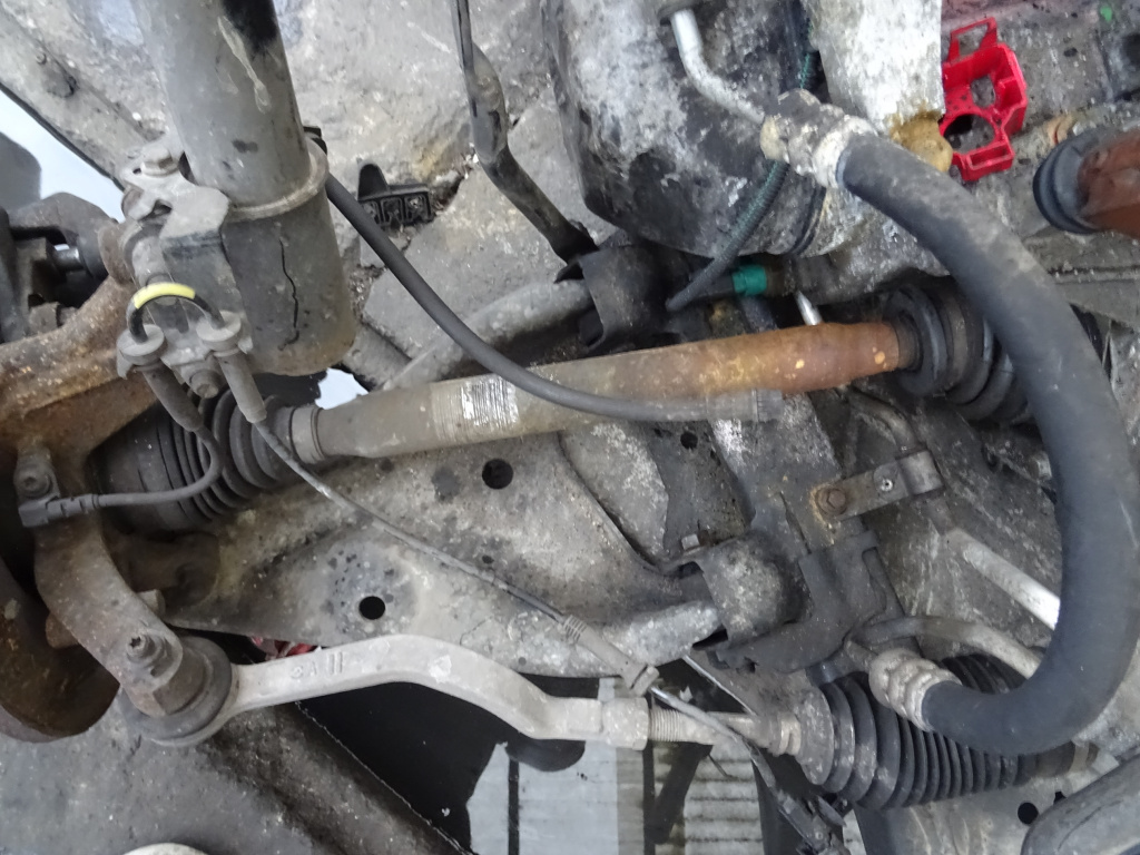 Planetara stanga dreapta Dacia Logan 1.2 benzina D4FF732 55 KW 75 CP din 2015