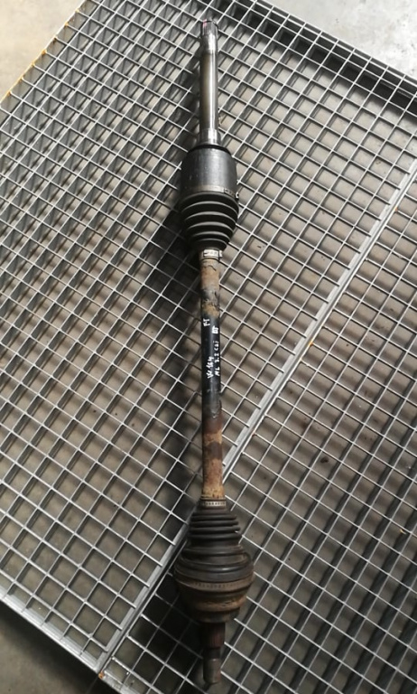 Planetara stanga dreapta fata Mercedes ML 320 CDI W164 2006-2009