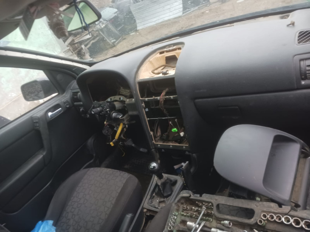 Planetara stanga fata 1.6 benzina X16XEL