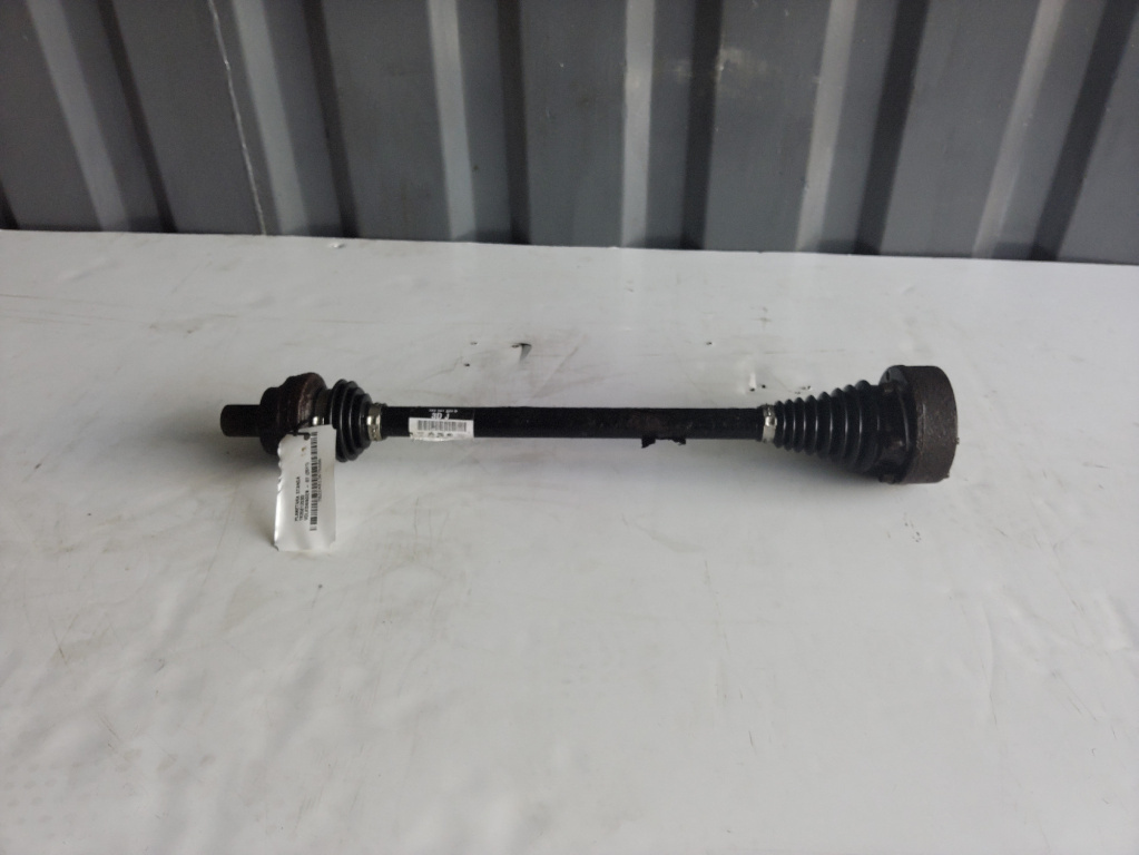 Planetara stanga fata Volkswagen B7 an 2011 cod piesa 1k0501203d