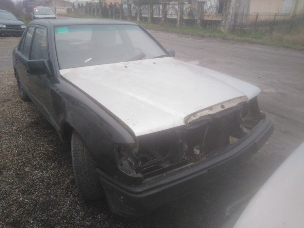 Planetara stanga Mercedes E-Class W210 1