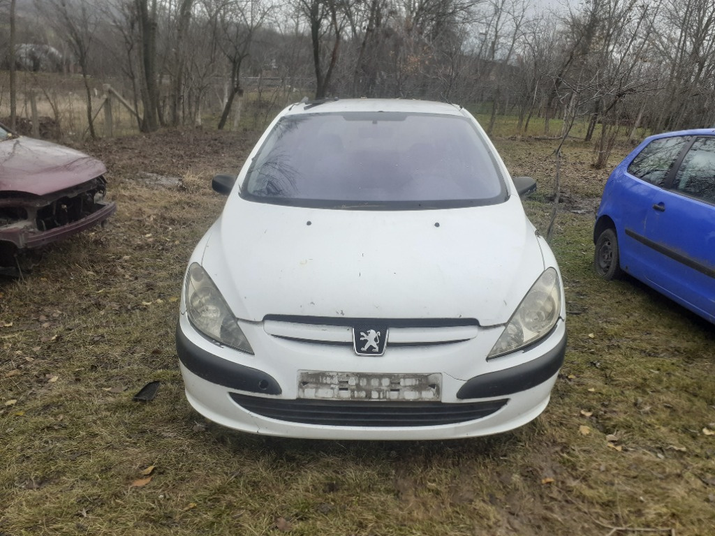 Planetara stanga Peugeot 307 2.0 hdi an 2004