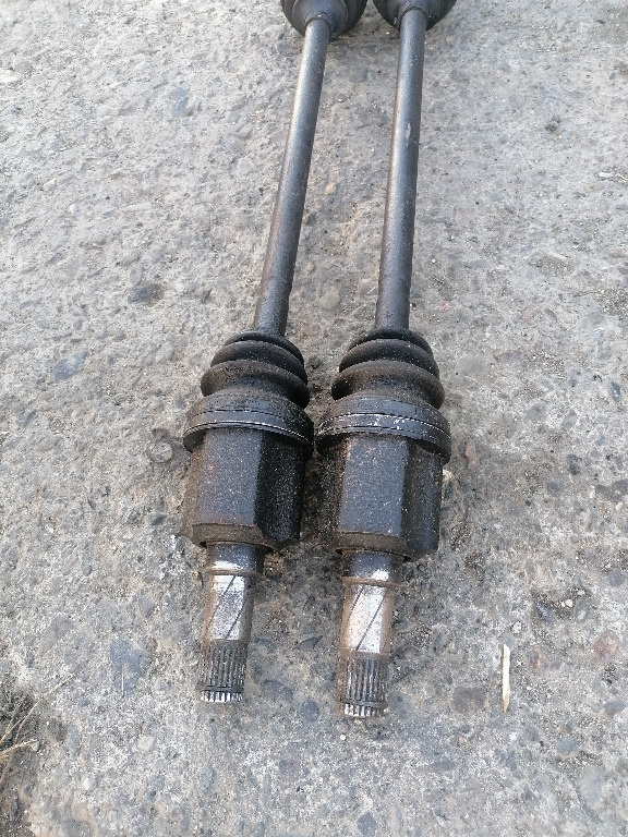 PLANETARA STANGA SAU DREAPTA SPATE LAND ROVER FREELANDER 2 2.2 2006 2007 2008 2009 2010 2011 E02017-001