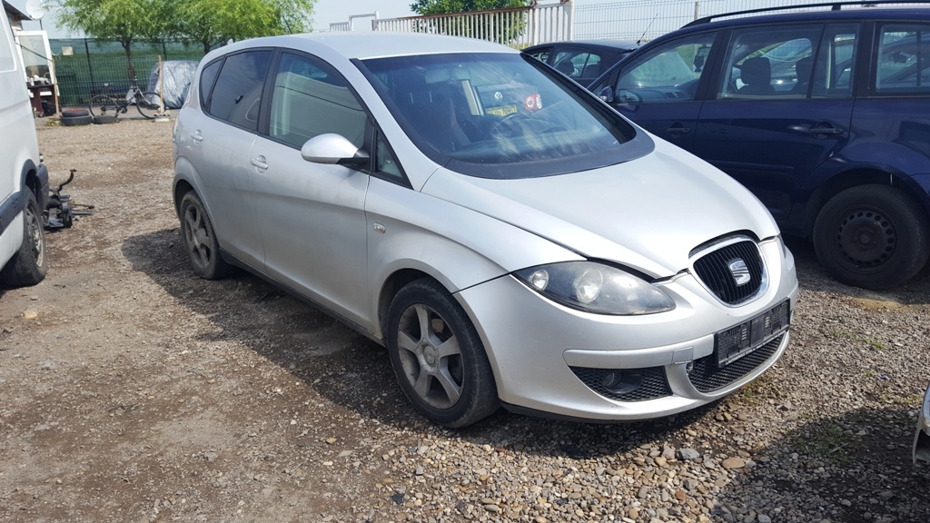 Planetara stanga - Seat Altea - 2006 - 2.0 benzina - 150CP