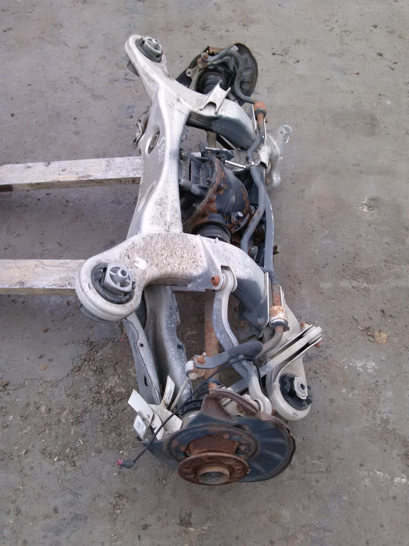 Planetara stanga spate Mercedes S class W221, 5.0S, an 2007.