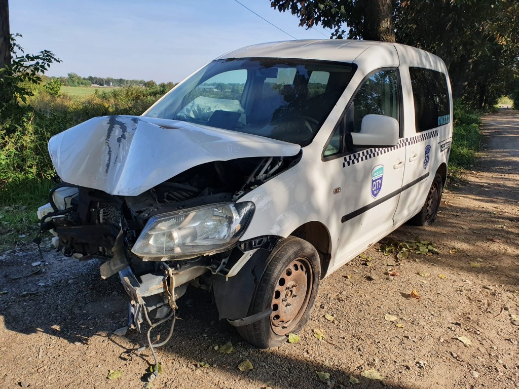 Planetara stanga Volkswagen Caddy 2011 3