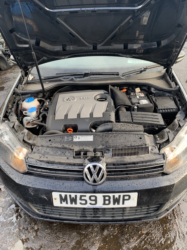 Planetara stanga Volkswagen Golf 6 2010 