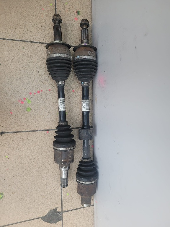 PLANETARE STANGA DREAPTA SUZUKI SX4 /FIAT SEDICI 1.9 CDI AN 2008 COD 44101-79JG1. 44102-79J70