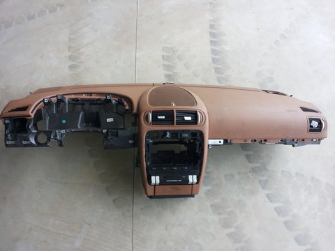 Plansa bord +airbag sofer +airbag pasager(kit complet) Porsche Cayenne