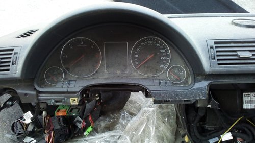 Plansa bord+airbaguri Audi A4