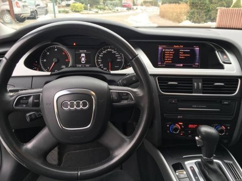 Plansa Bord Audi A4 B8 din 2012 2.0 TDI