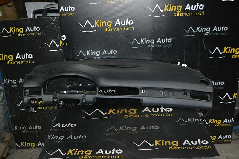 PLANSA BORD AUDI A6 C5 BREAK 2005 2.5 TDI 120 KW C