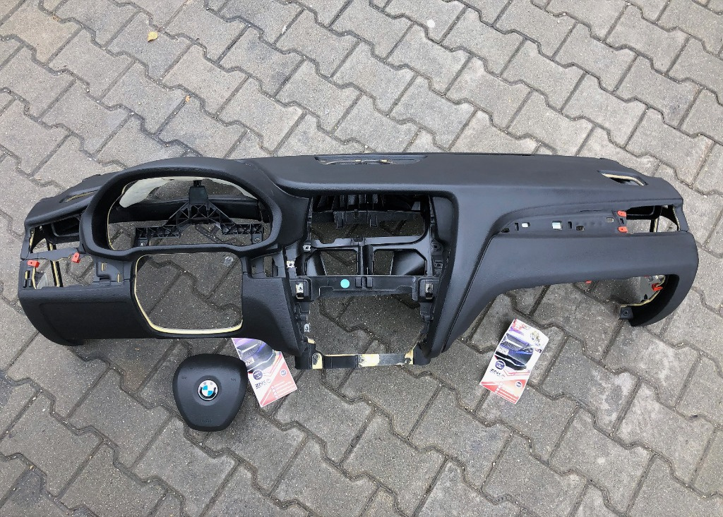Plansa Bord BMW X3 X4 F25 F26 cu sau fara HUD - diferite culori