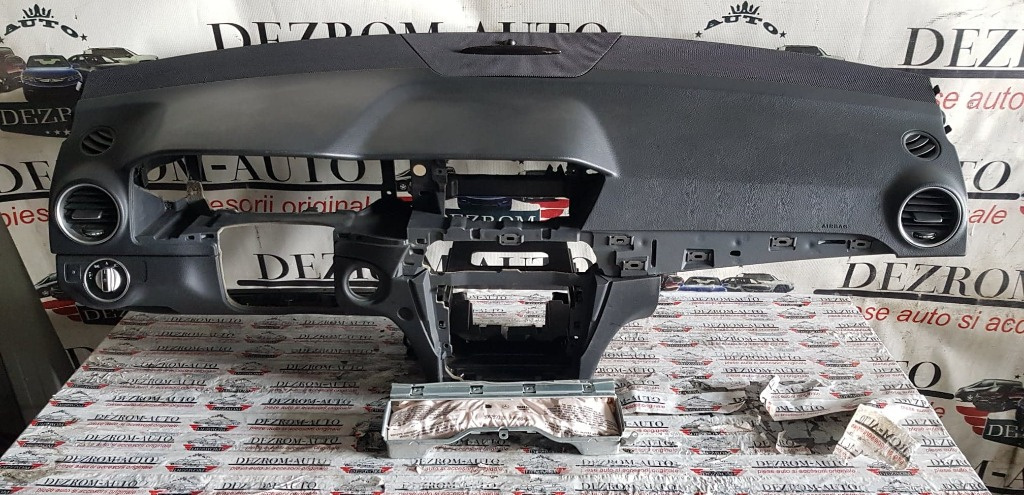 Plansa bord cu airbag MERCEDES-BENZ Clasa C T-modell (S204)