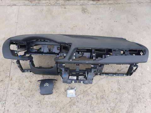 Plansa bord cu airbag pasager, airbag genunchi, airbag volan si calculator airbag Citroen C5, 2010