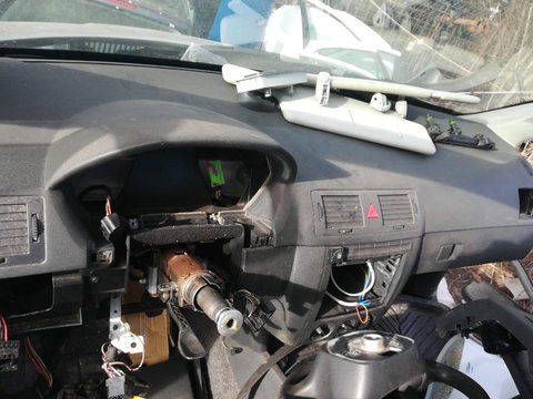 Plansa bord cu airbag skoda fabia 1 an fabricație 2007