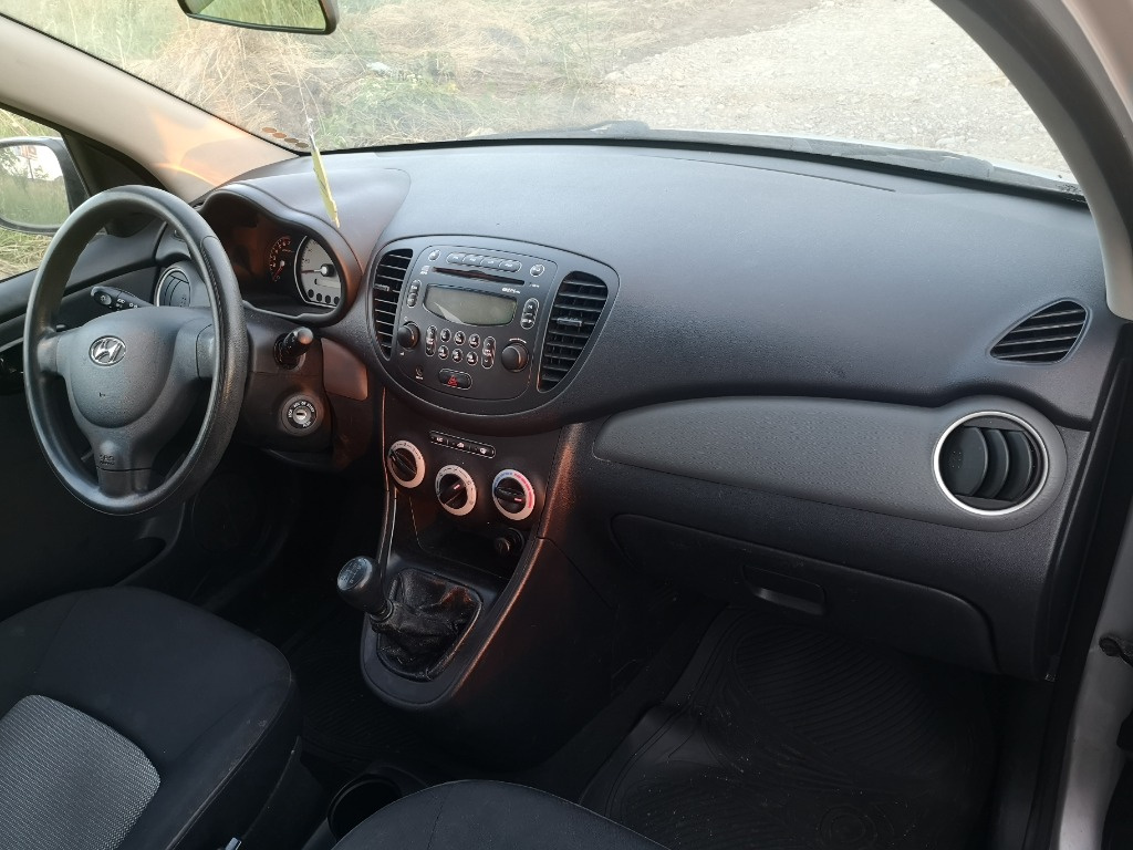 Plansa bord hyundai i10 an 2009