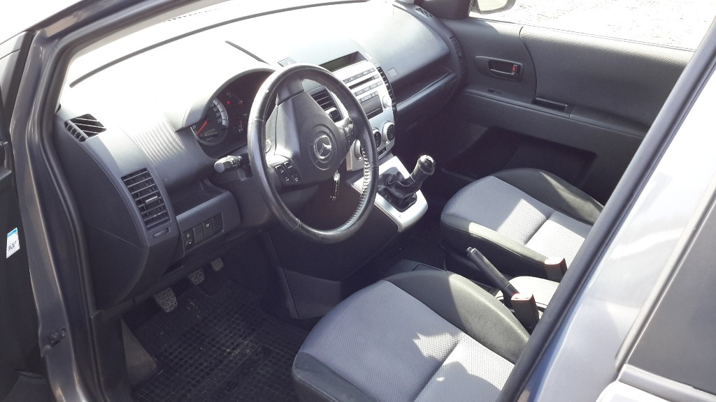 Plansa bord Mazda 5 2007 hatchback 2.0