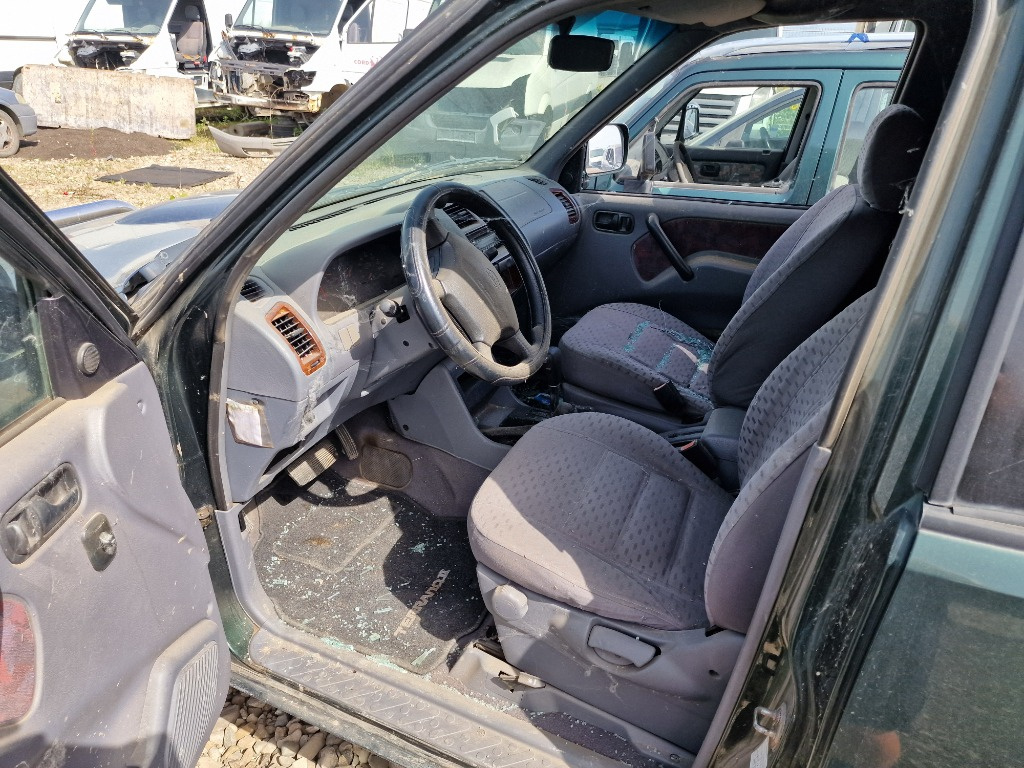 Plansa bord Nissan Terrano 1999 2.7 TDI 