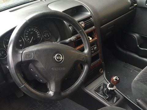Plansa Bord Opel Astra G