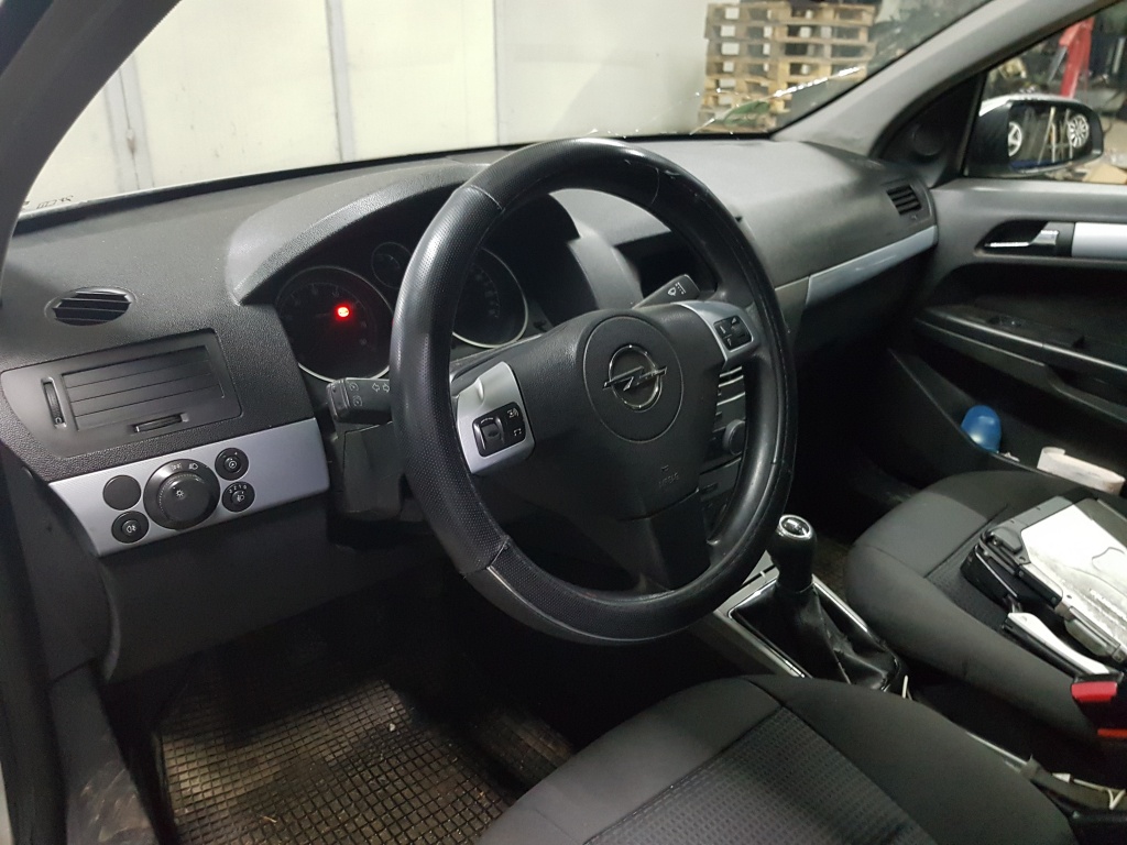 Plansa bord Opel Astra H 2005 HATCHBACK 1.7 Diesel