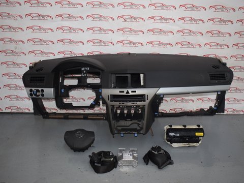 Plansa bord Opel Astra H 522
