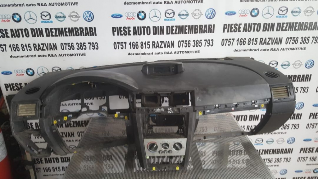 Plansa Bord Opel Meriva A Volan Stanga Livram Oriunde In Tara