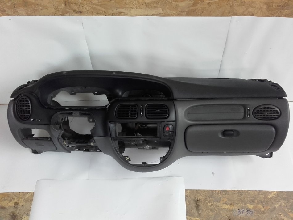 Plansa Bord Renault Megane 1 1995 - 2002