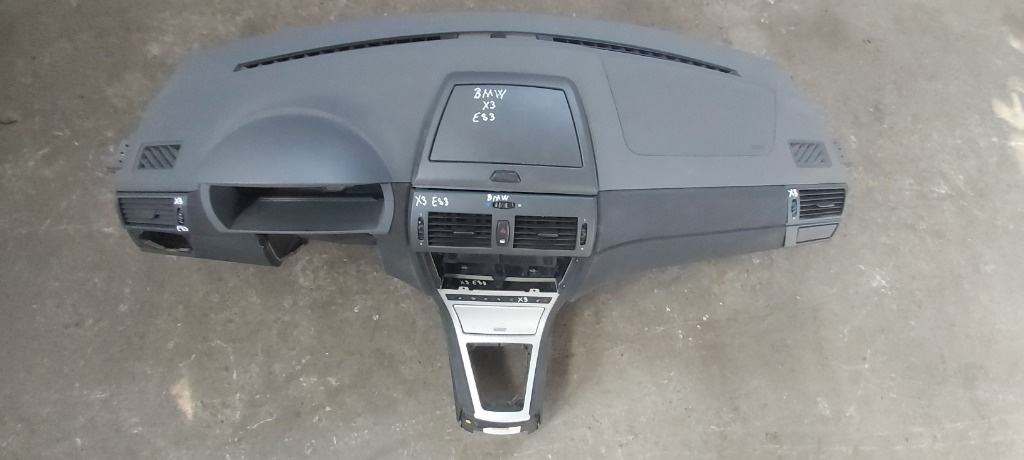 Plansa Bord Volan Stanga BMW X3 E83 ( 2003 - 2010 )