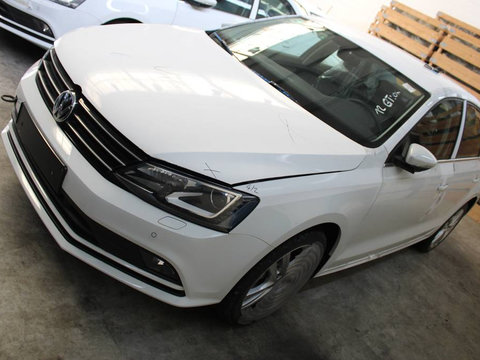 Plansa bord Volkswagen Jetta 2017 limuzina 2.0 tdi CUU