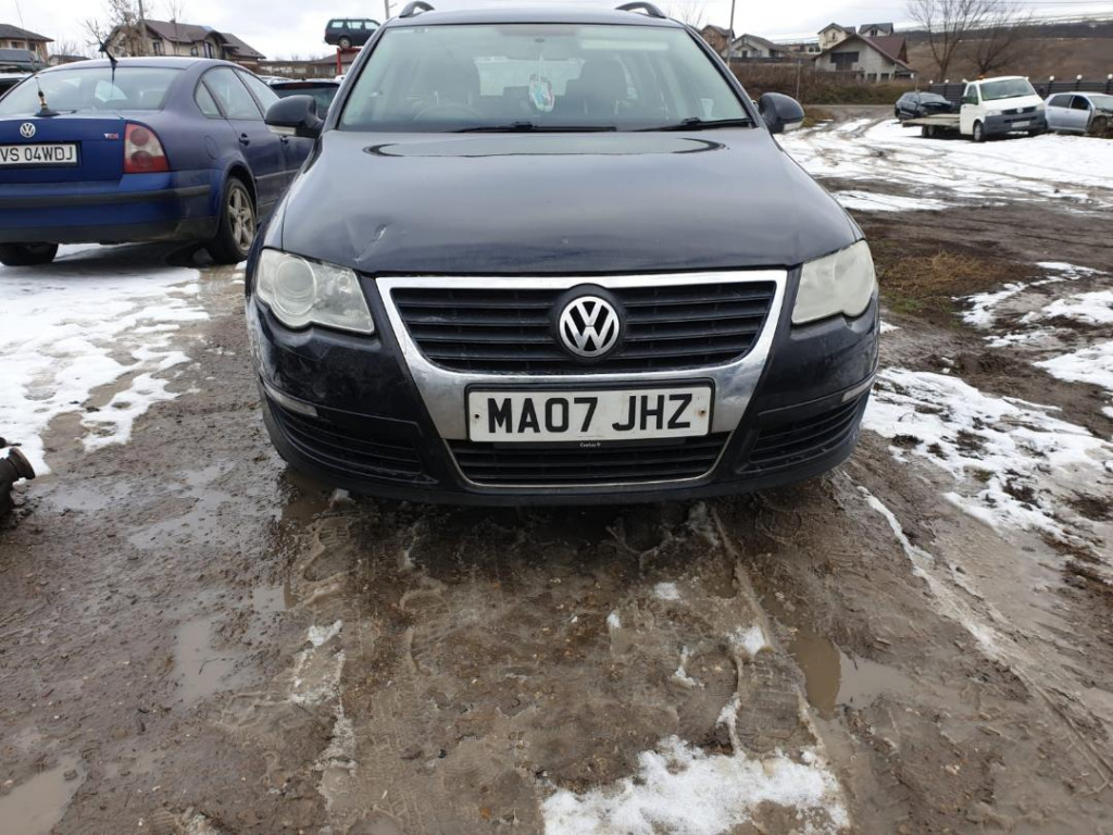 Plansa bord Volkswagen Passat B6 2006 COMBI 2.0