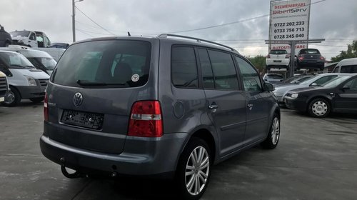 Plansa bord Volkswagen Touran 2006 monov