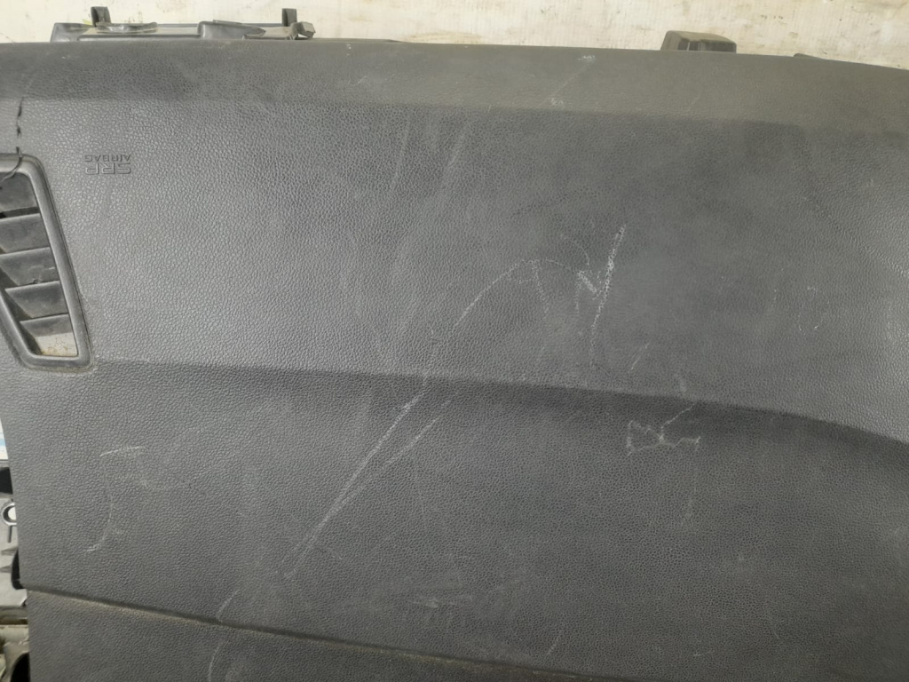 Plansa de bord fara airbag pasager 68100