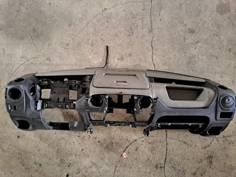 Plansa de Bord Renault Master 2.3 dci 2011 2012 2013 2014 2015 2016