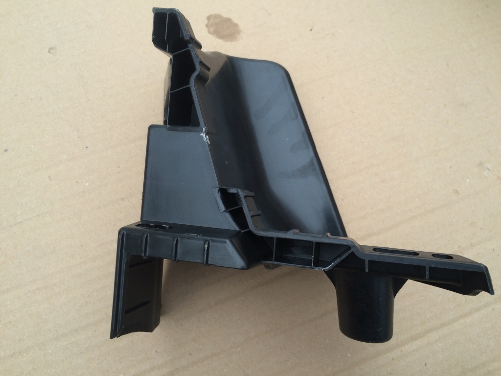 Plastic Audi A3 8V E-TRON 8V0863423 8V0 863 423