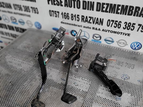 Pod Pedalier Pedala Frana Acceleratie Ambreiaj Toyota Avensis T27 An 2009-2013 Volan Stanga 2.0 D