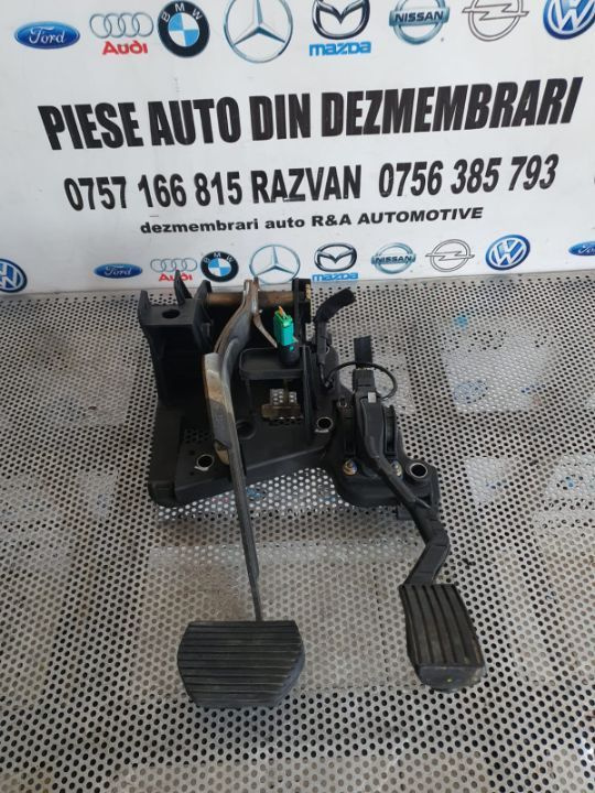 Pod Pedalier Pedala Frana Citroen C6 Automat 2.7 Hdi Motor UHZ An 2006-2012 Volan Stanga