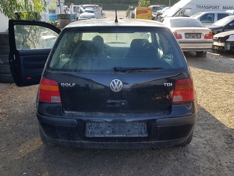 Polita haion Volkswagen Golf 4 2003