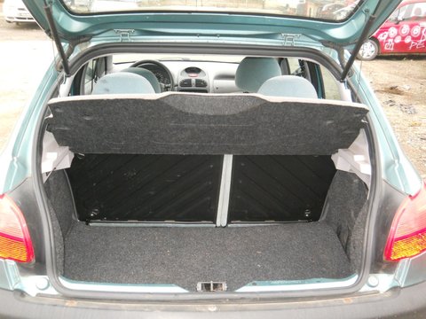 Polita portbagaj Peugeot 206