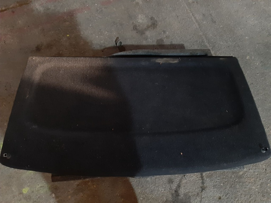 Polita portbagaj Volkswagen Golf 4