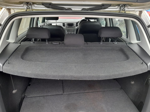Polita portbagaj Volkswagen Sportsvan 2015