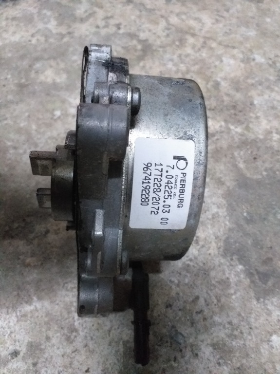 Pompă Vacuum Citroen Jumper Peugeot Boxer 2.0 diesel 2017 Euro 6 9674192280