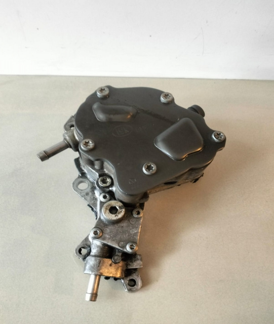 Pompă vacuum tandem 038145209K Volkswagen VW Passat B6 [2005 - 2010]