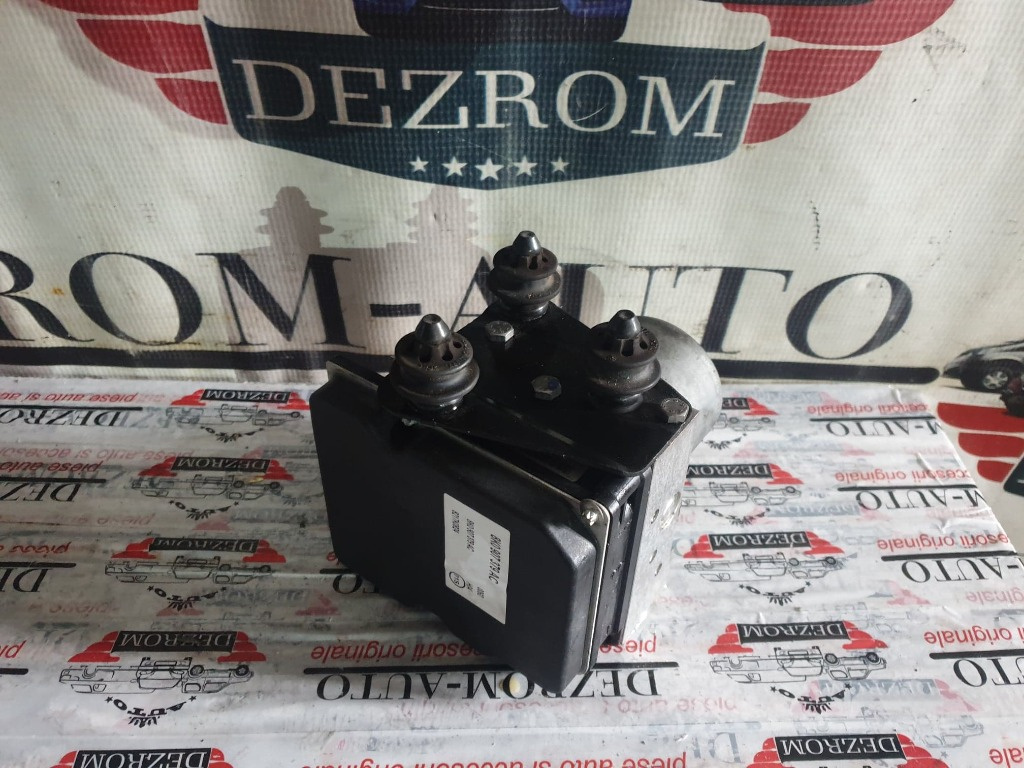 Pompa ABS Audi A4 B8 2.0 TDI 143cp cod piesa : 8K0907379AC