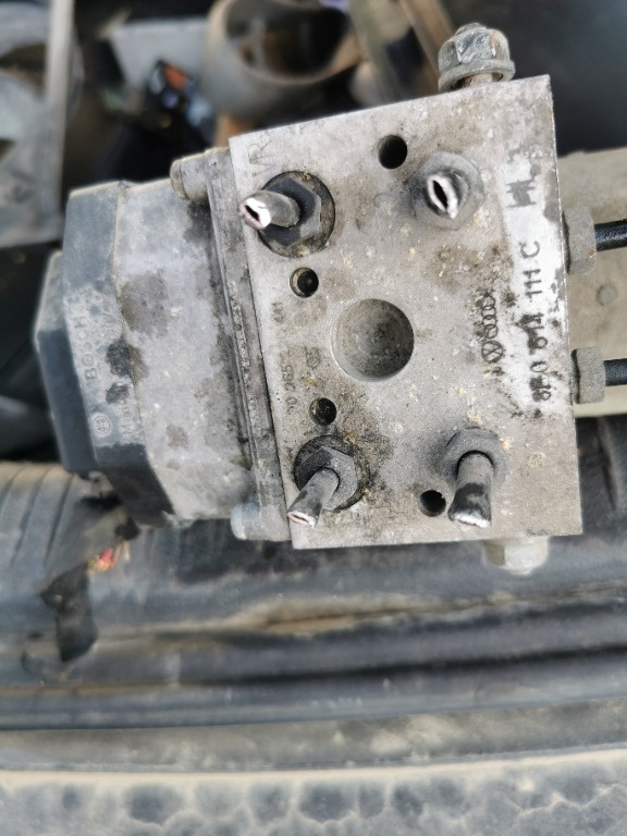 Pompa ABS Audi A6 8e0614111 8e0614111 c