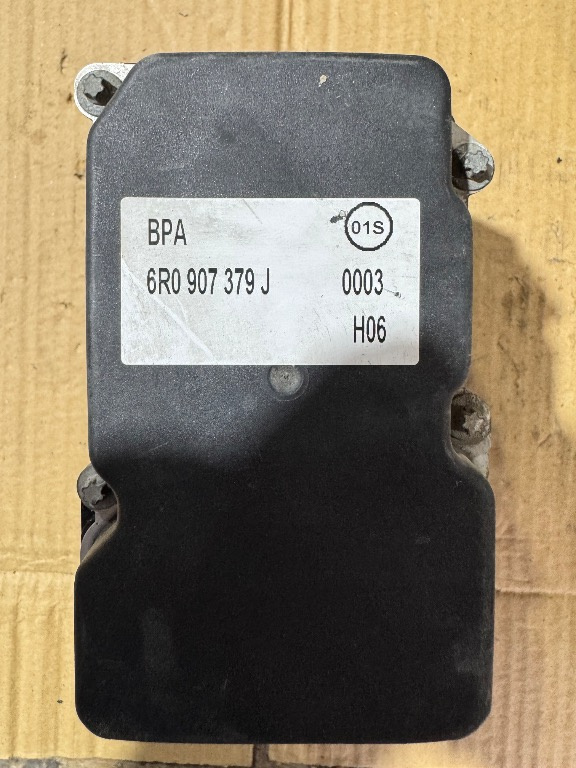 Pompa abs cod 6R0907379J pentru Skoda Fabia 2 An 2008